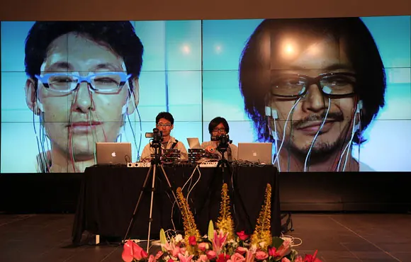 freeze!—2009 International MedTech Art Show