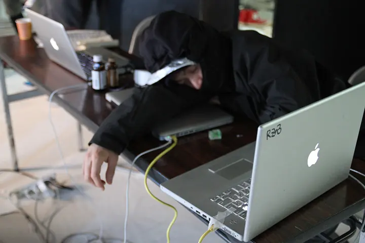 Spontenia &ldquo;Jam&rdquo; making