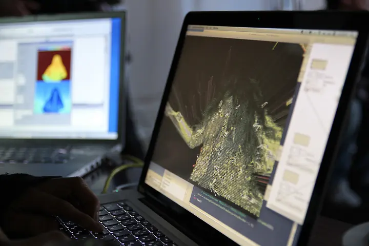 Spontenia &ldquo;Jam&rdquo; making