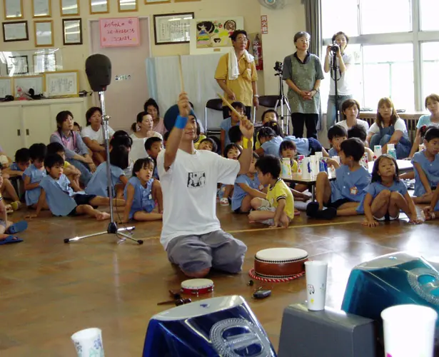 Kindergarten Workshop by Masayuki Akamatsu