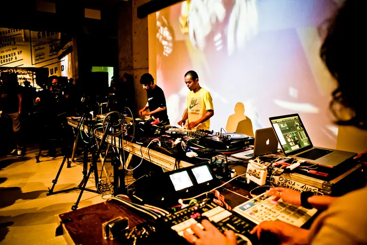 NIKE MUSIC SHOE in Italy