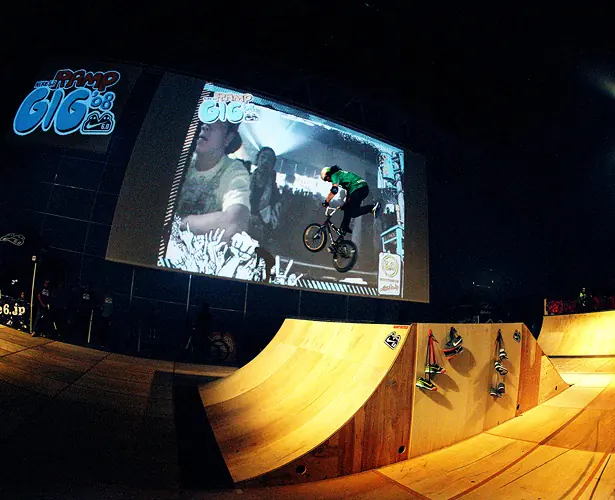 NIKE6.0 RAMP GIG\'09