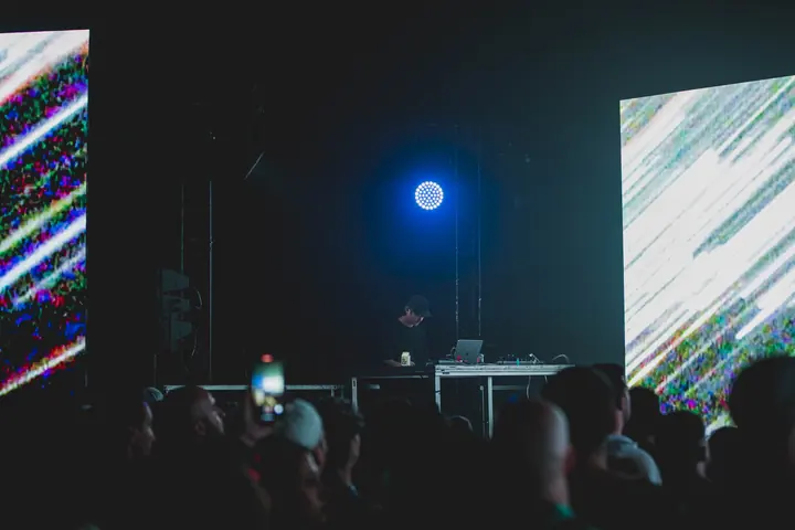 nosaj-thing-x-daito-manabe-continua-live-at-sonar-festival-2023