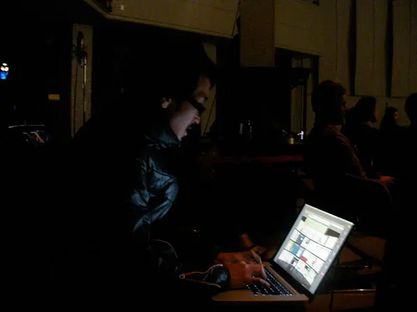 Pa++ern sounds for embroidery