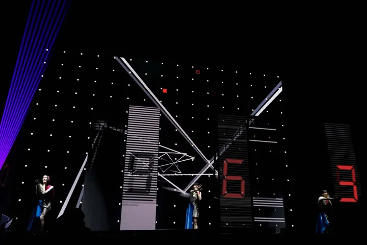 perfume-countdown-live-2023-2024-cod3-of-p3rfum3-zoz5