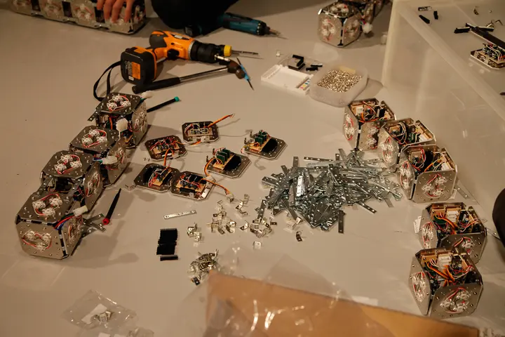 interactive system for “1 2 3 4 5 6 7 8 9 10″ and “Perfume’s Rule”