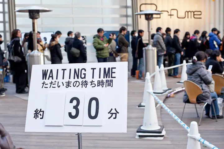 physicalizing-data-by-rhizomatiks-inspired-by-perfume