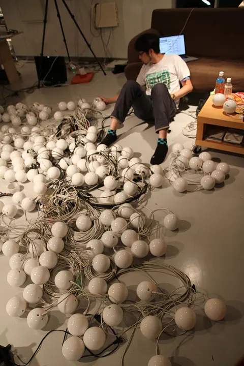 hitomi \"Smile World\" making