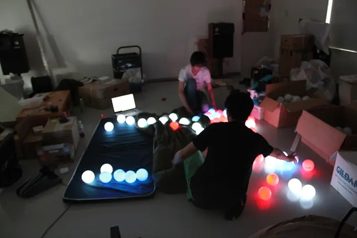 hitomi \"Smile World\" making