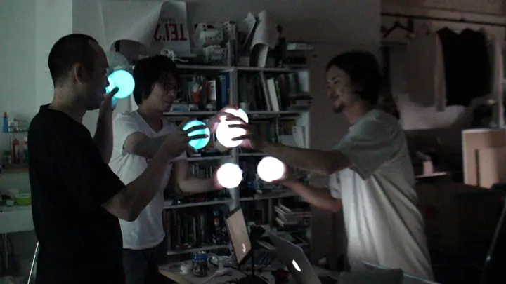 hitomi \"Smile World\" making