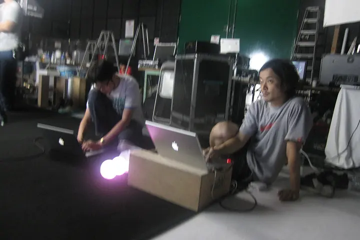 hitomi \"Smile World\" making